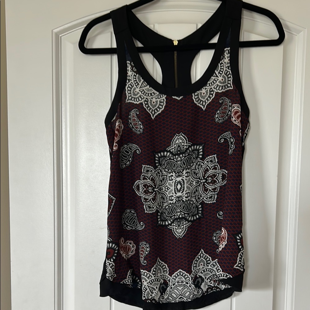 Black and White Patterned Women's Top